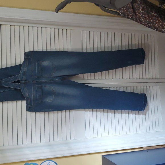 Denim Overalls W/ Rose Gold Hardware. - Picture 7 of 9